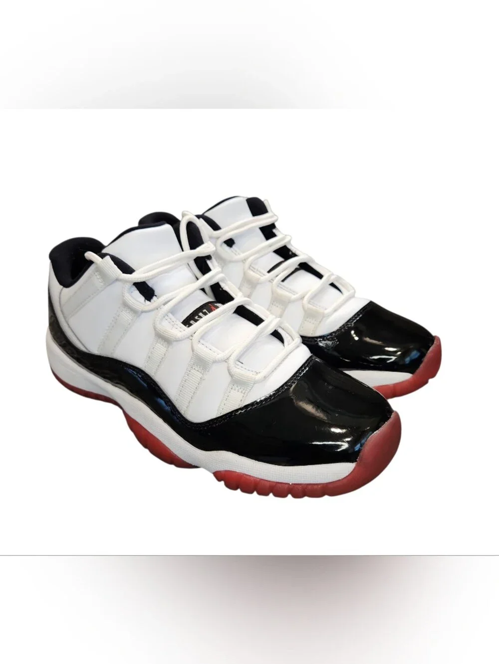Jordan 11 Retro Low Concord Bred